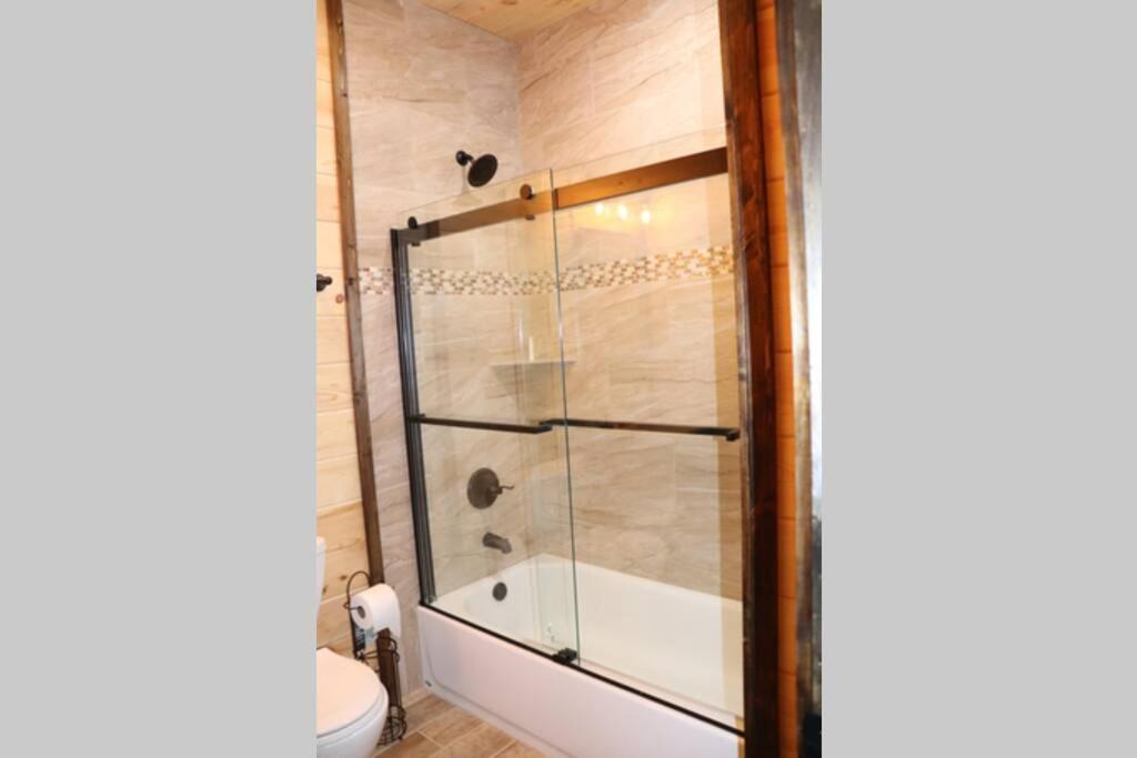Chalet Village- Amazing Mountain Views - Piney Butt Place Gatlinburg Exteriör bild