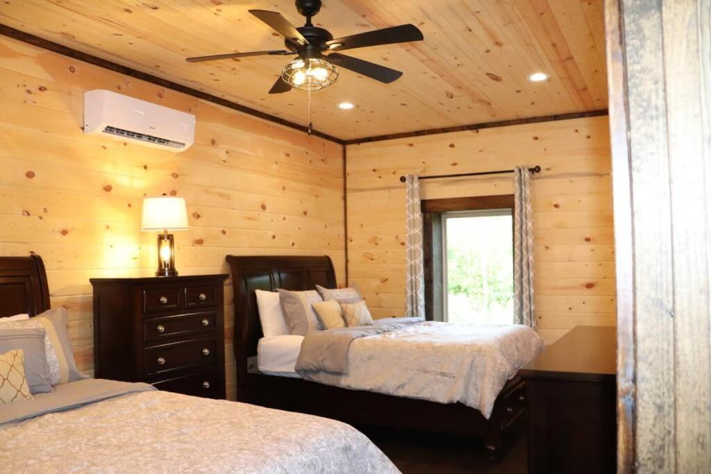 Chalet Village- Amazing Mountain Views - Piney Butt Place Gatlinburg Exteriör bild