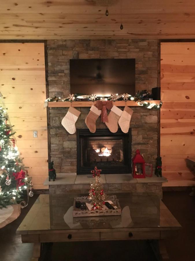 Chalet Village- Amazing Mountain Views - Piney Butt Place Gatlinburg Exteriör bild